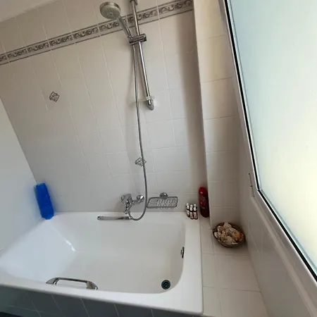 Appartamento Relaxing In Luxury With View To Sea From 4th Floor And Parking *