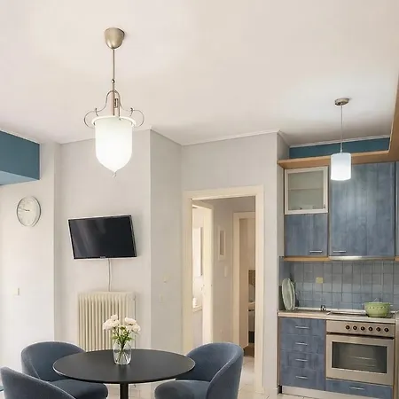 Relaxing In Luxury With View To Sea From 4th Floor And Parking Appartamento Kalamata