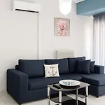 Navarinou Pearl Cozy Seaside Apartment *