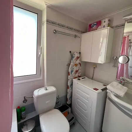 Relaxing In Luxury With View To Sea From 4th Floor And Parking Апартаменты Каламата