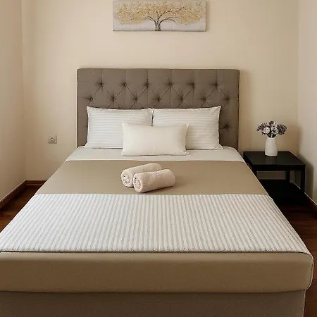 Relaxing In Luxury With View To Sea From 4th Floor And Parking Каламата