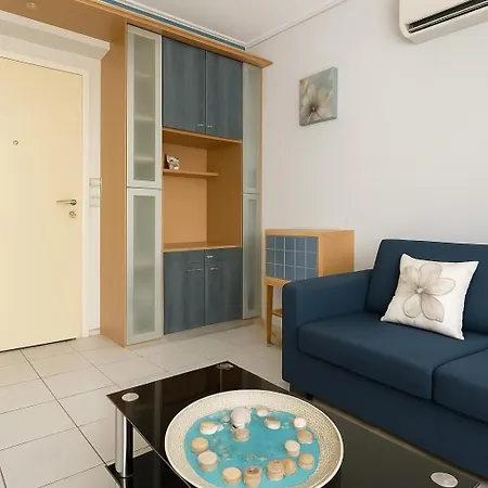 Relaxing In Luxury With View To Sea From 4th Floor And Parking Апартаменты Каламата