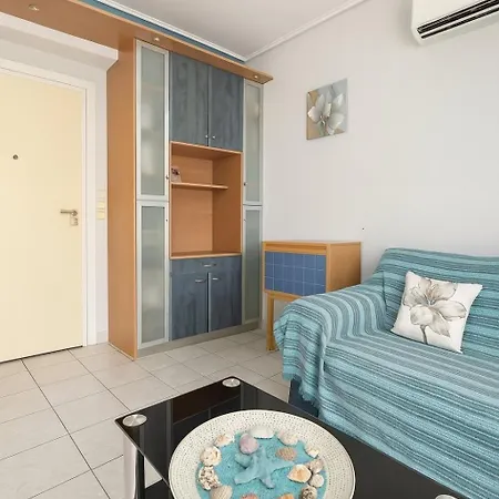 Relaxing In Luxury With View To Sea From 4th Floor And Parking Апартаменты Каламата