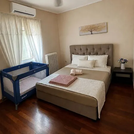 Navarinou Pearl Luxury Seaside Apartment *